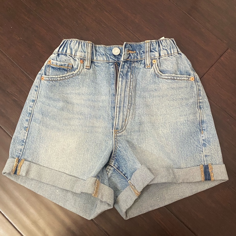 Garage High Waisted 80s Mom Shorts Size 23